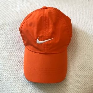 Nike golf hat
